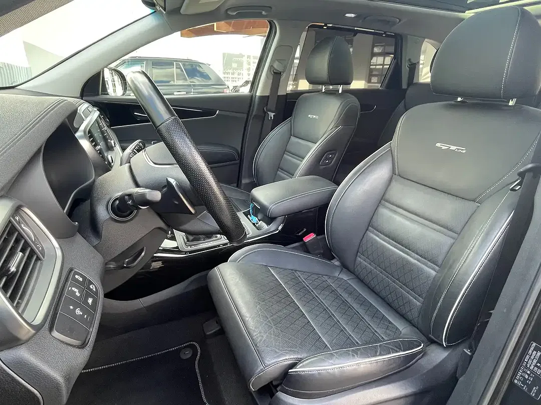 Kia Sorento 2.2 CRDi 4WD GT-Line - Thumbnail 11