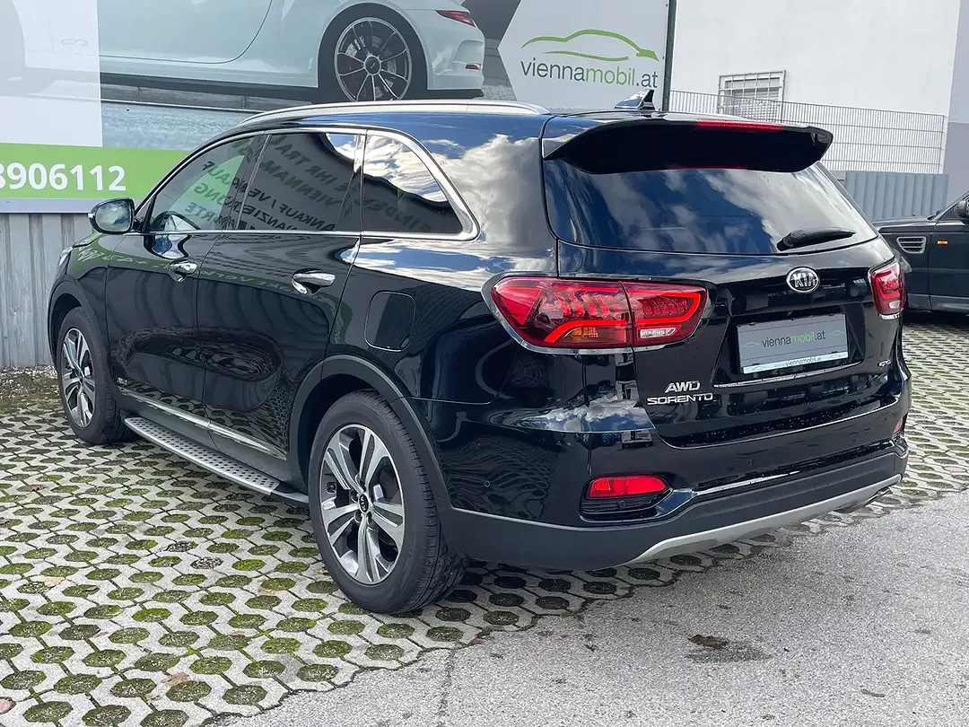Kia Sorento 2.2 CRDi 4WD GT-Line - Thumbnail 5