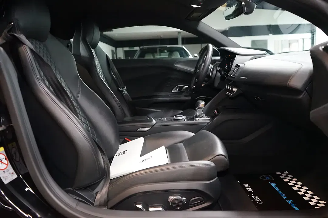 Audi R8 5.2 FSI - Thumbnail 11