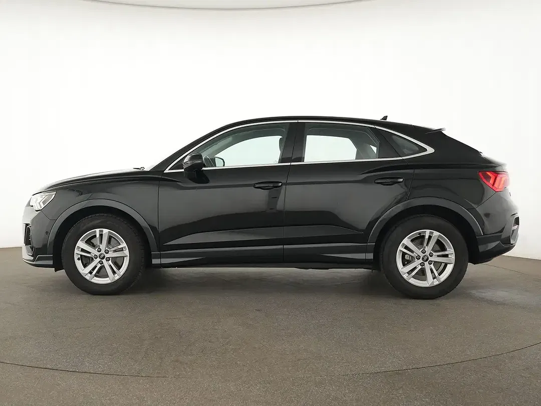 Audi Q3 Sportback - Thumbnail 8