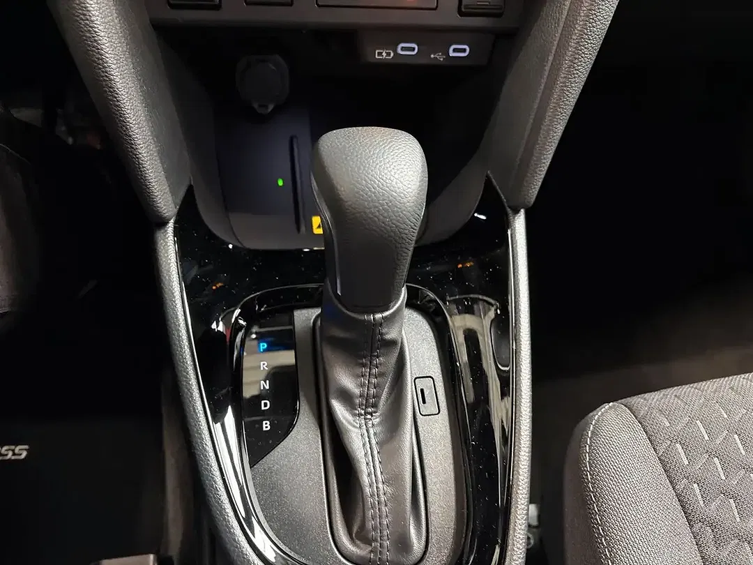 Toyota Yaris Cross 1.5 Hybrid Style Comfort - Thumbnail 11