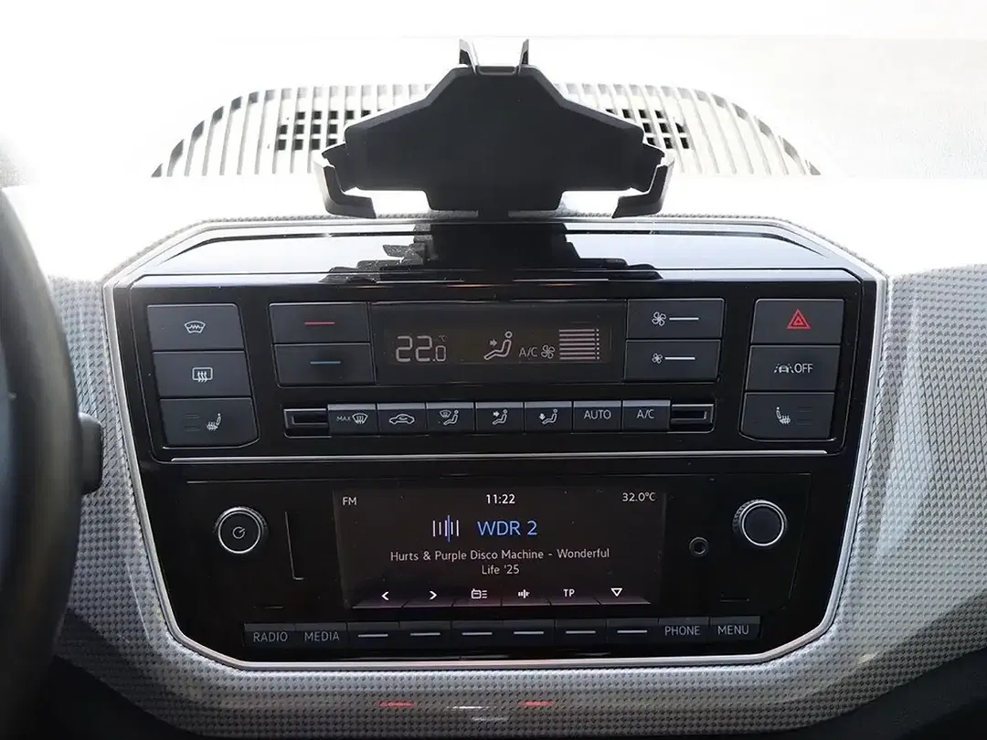 Volkswagen e-up! - Thumbnail 8