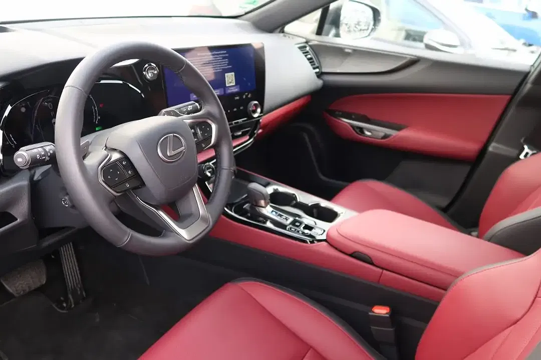 Lexus NX 350h Luxury Line - Thumbnail 11