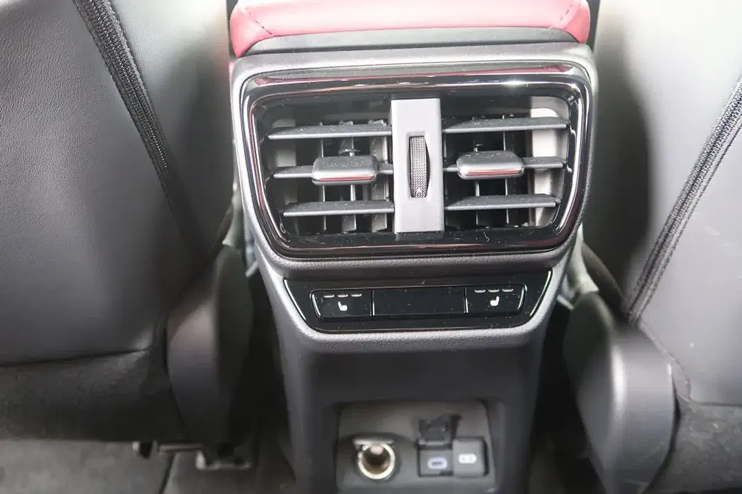 Lexus NX 350h Luxury Line - Thumbnail 14