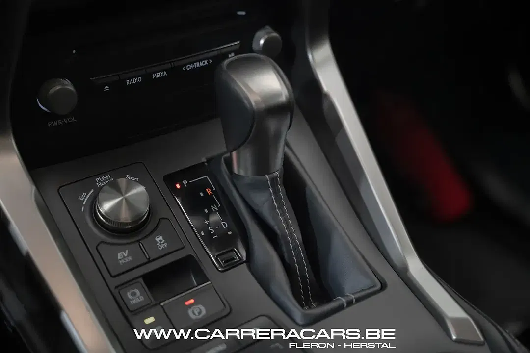 Lexus NX 300h 2.5 Hybrid 4x4 - Thumbnail 11