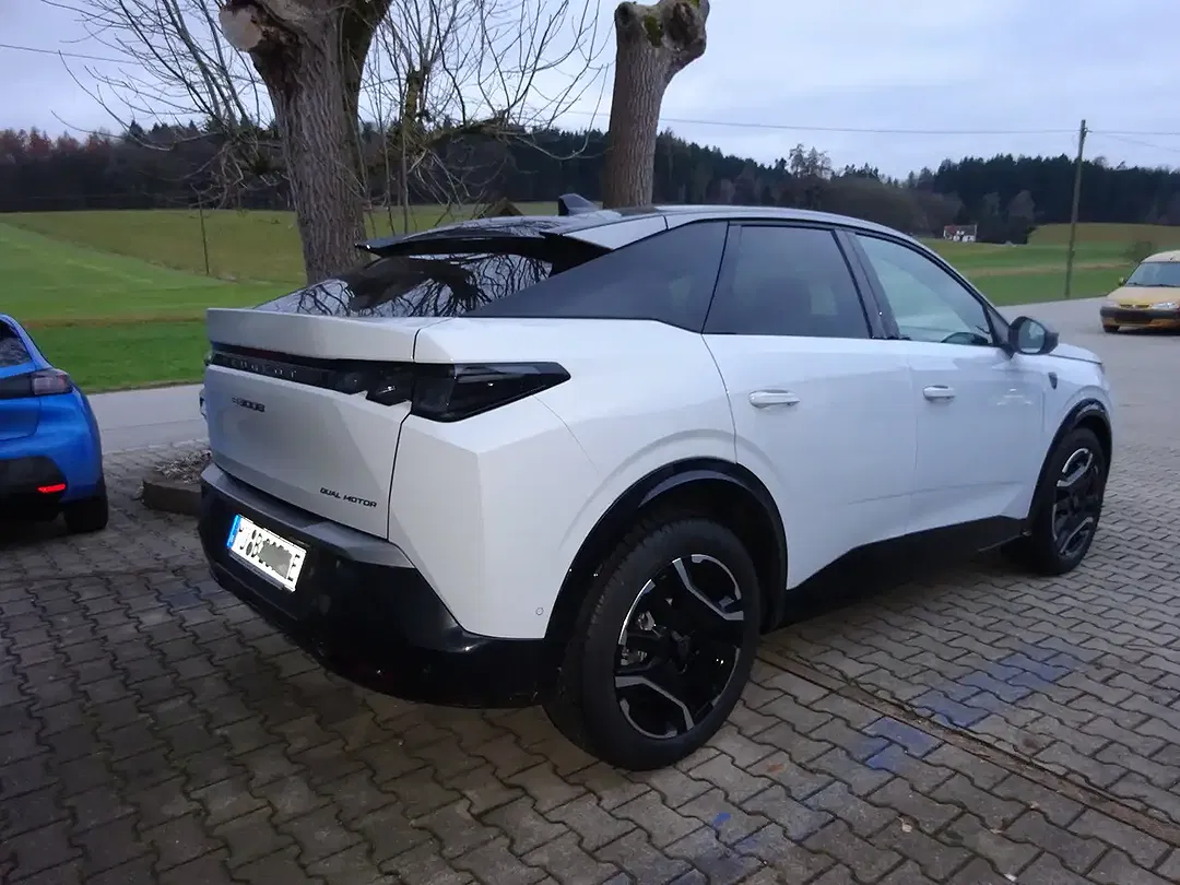 Peugeot 3008 4x4 Edition - Thumbnail 4
