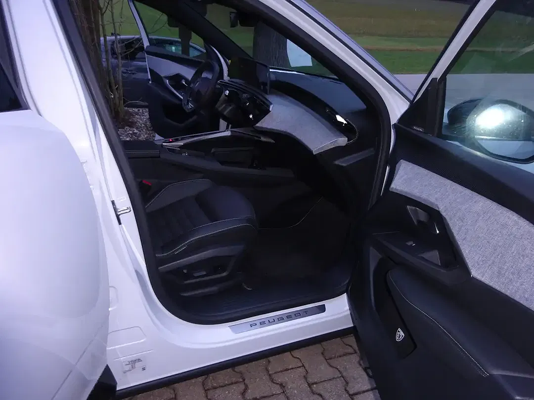 Peugeot 3008 4x4 Edition - Thumbnail 9