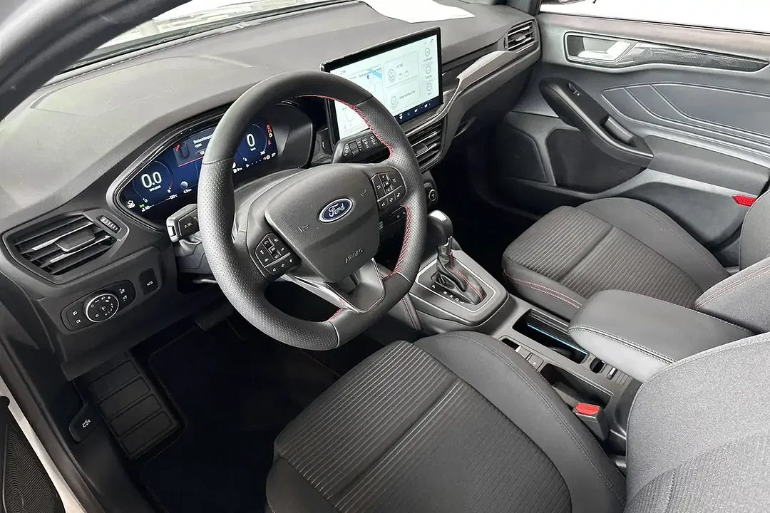 Ford Focus 1.0 EcoBoost MHEV ST-Line X - Thumbnail 10
