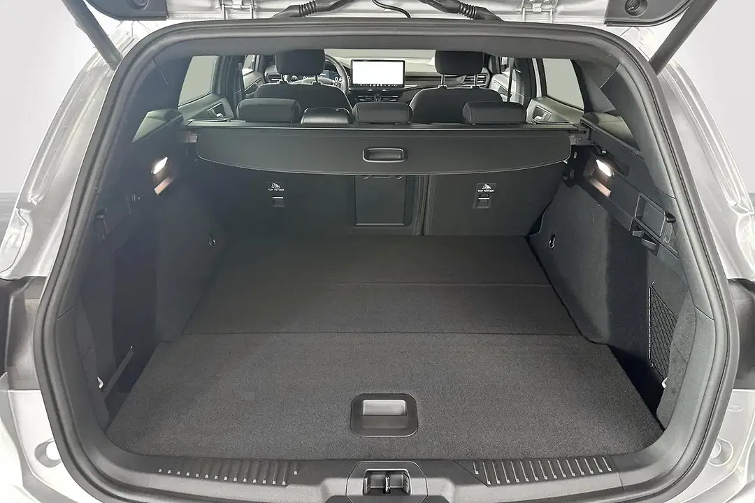 Ford Focus 1.0 EcoBoost MHEV ST-Line X - Thumbnail 8