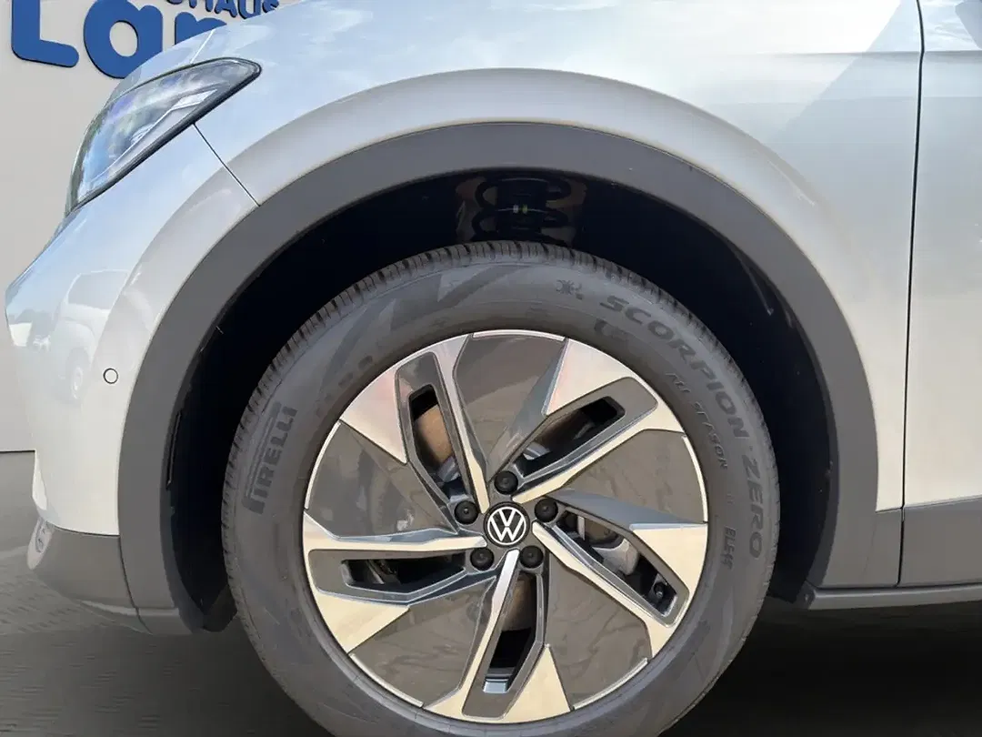 Volkswagen ID.4 Pro - Thumbnail 6
