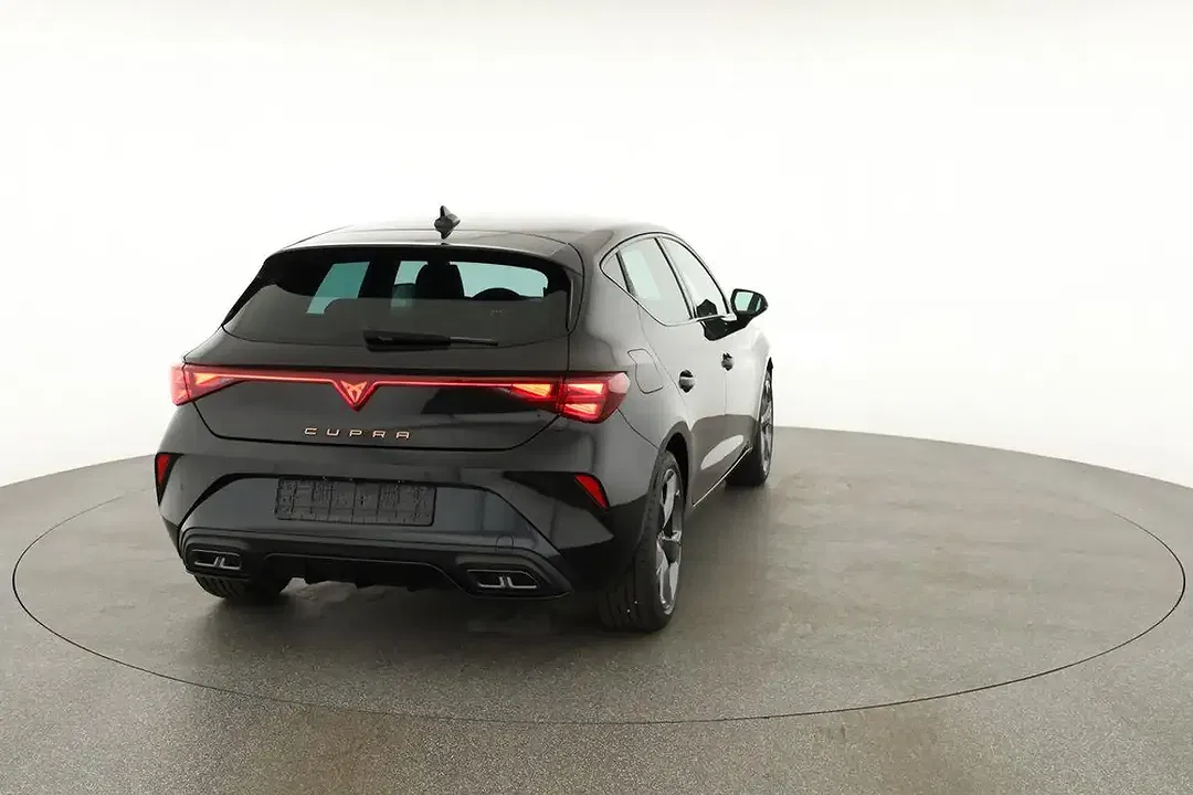 CUPRA Leon 1.5 eTSI DSG - Thumbnail 15
