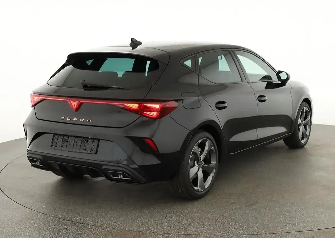 CUPRA Leon 1.5 eTSI DSG - Thumbnail 3