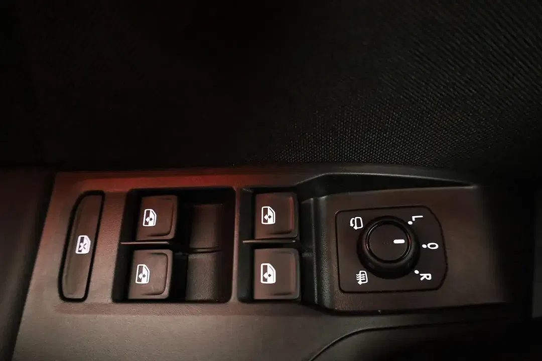 CUPRA Leon 1.5 eTSI DSG - Thumbnail 8