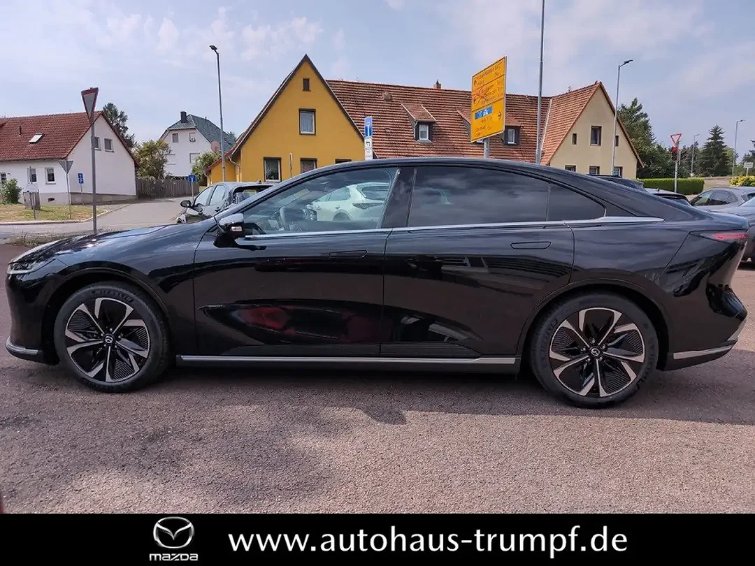 Mazda 6e EV Takumi - Afbeelding 1