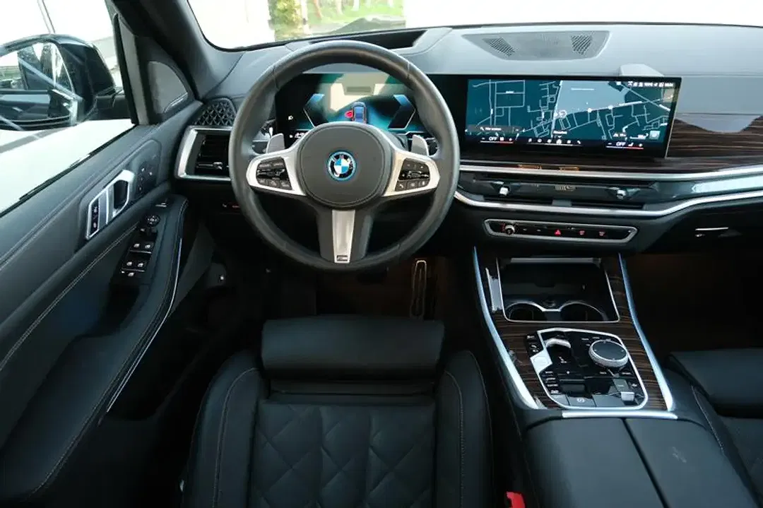 BMW X5 xDrive M Sport Pro - Thumbnail 12