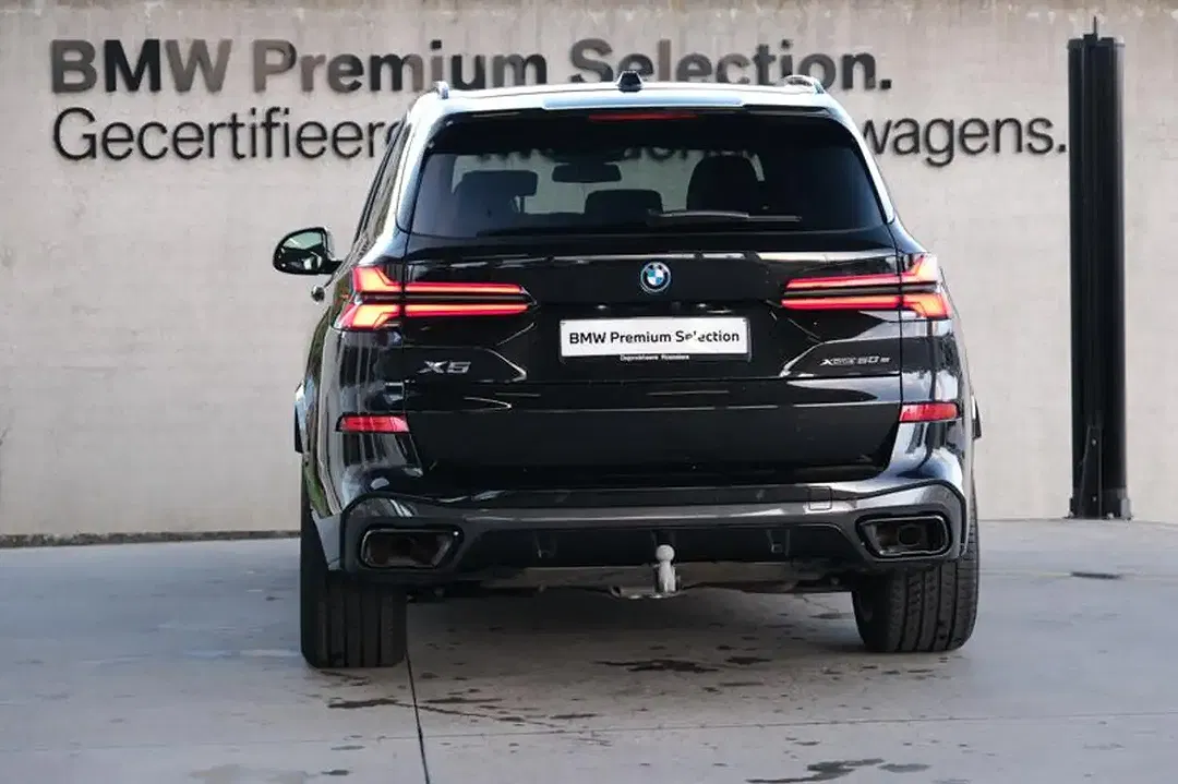 BMW X5 xDrive M Sport Pro - Thumbnail 4
