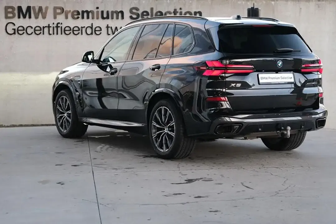 BMW X5 xDrive M Sport Pro - Thumbnail 5