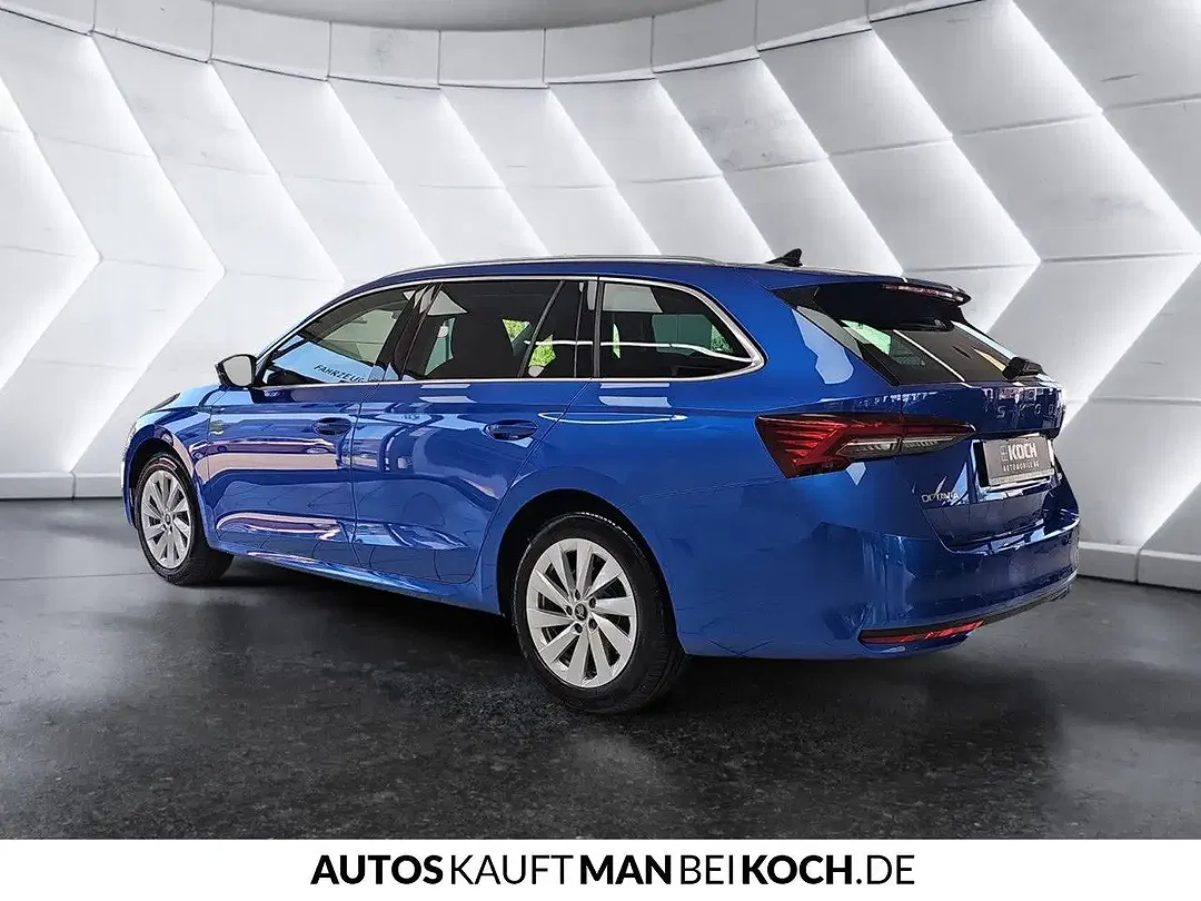 Skoda Octavia 1.5 TSI DSG Combi - Thumbnail 2