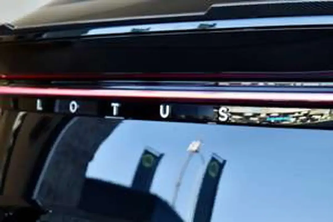 Lotus Eletre S Active - Thumbnail 9
