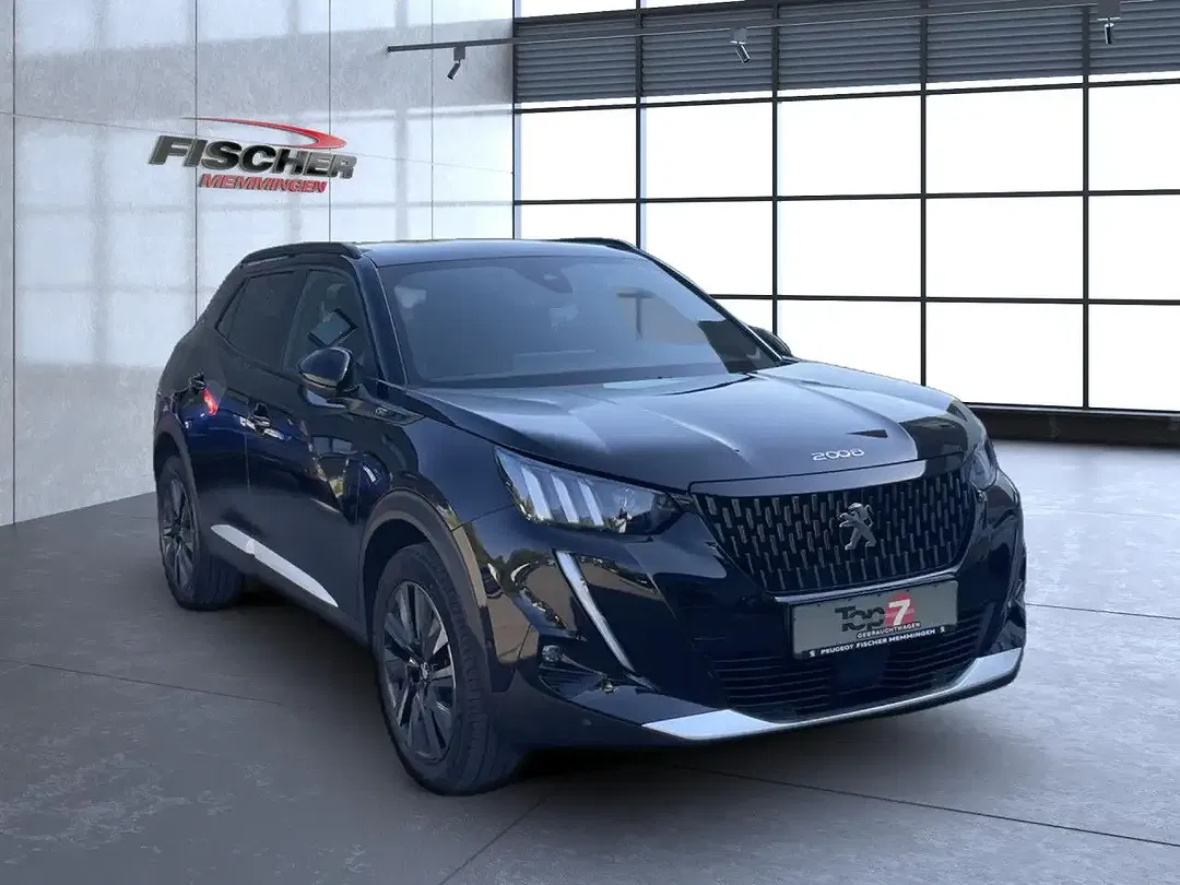Peugeot 2008 GT Pack - Thumbnail 4