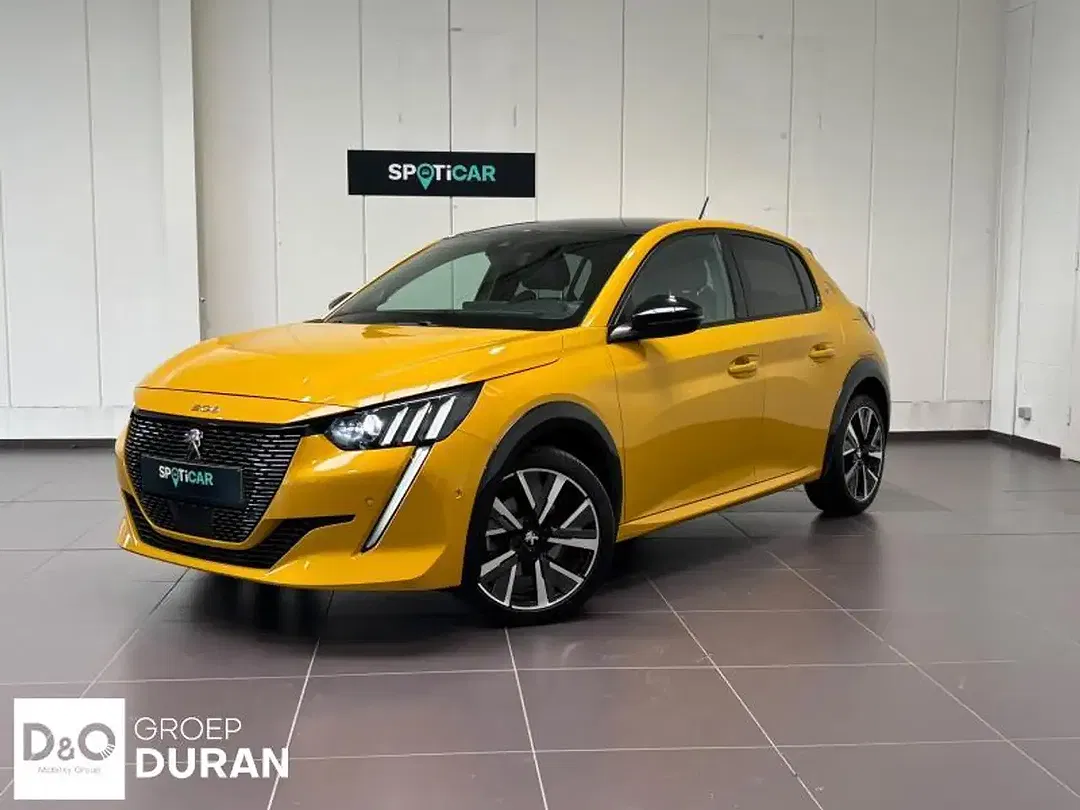 Peugeot 208 GT Line - Thumbnail 1