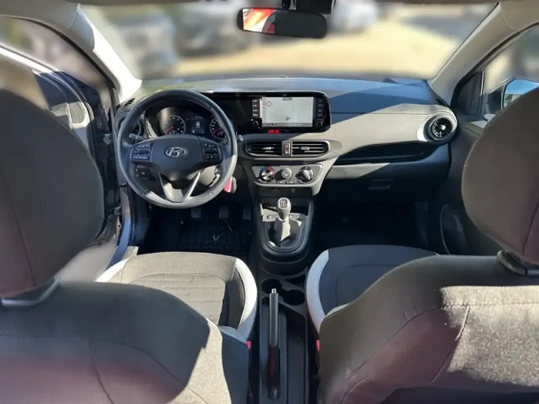 Hyundai i10 Trend - Thumbnail 11