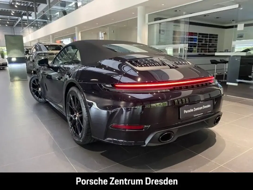 Porsche 992 Carrera S Cabriolet - Thumbnail 3