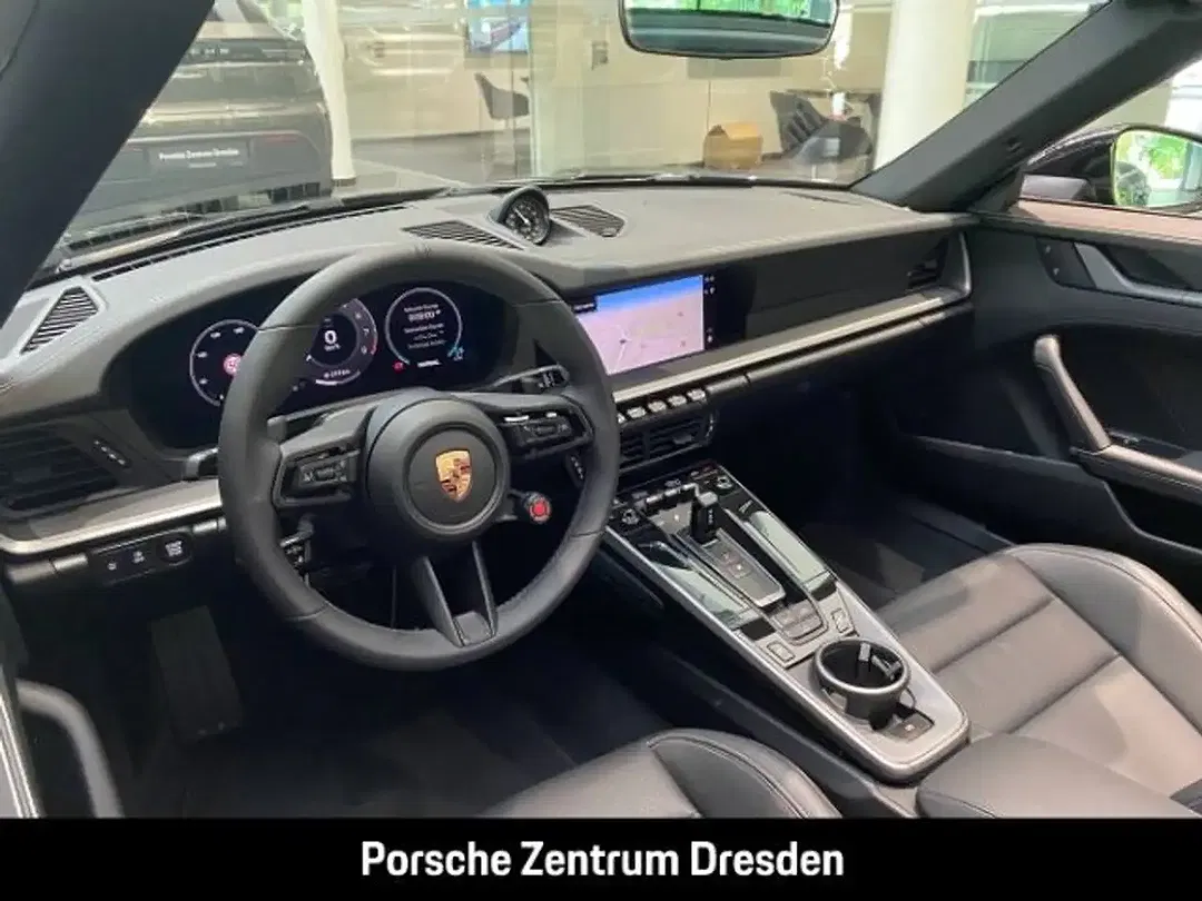 Porsche 992 Carrera S Cabriolet - Thumbnail 4