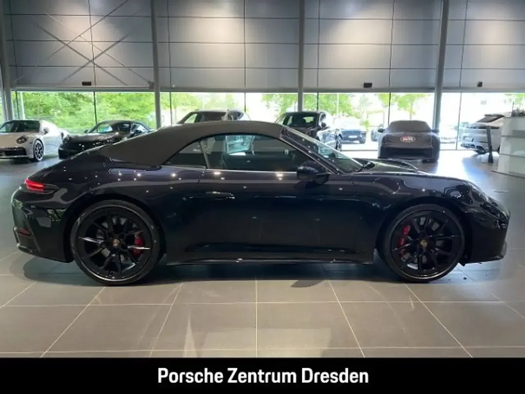 Porsche 992 Carrera S Cabriolet - Thumbnail 9