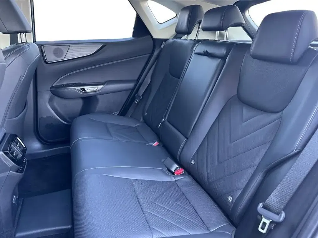 Lexus NX 450h+ PHEV - Thumbnail 10