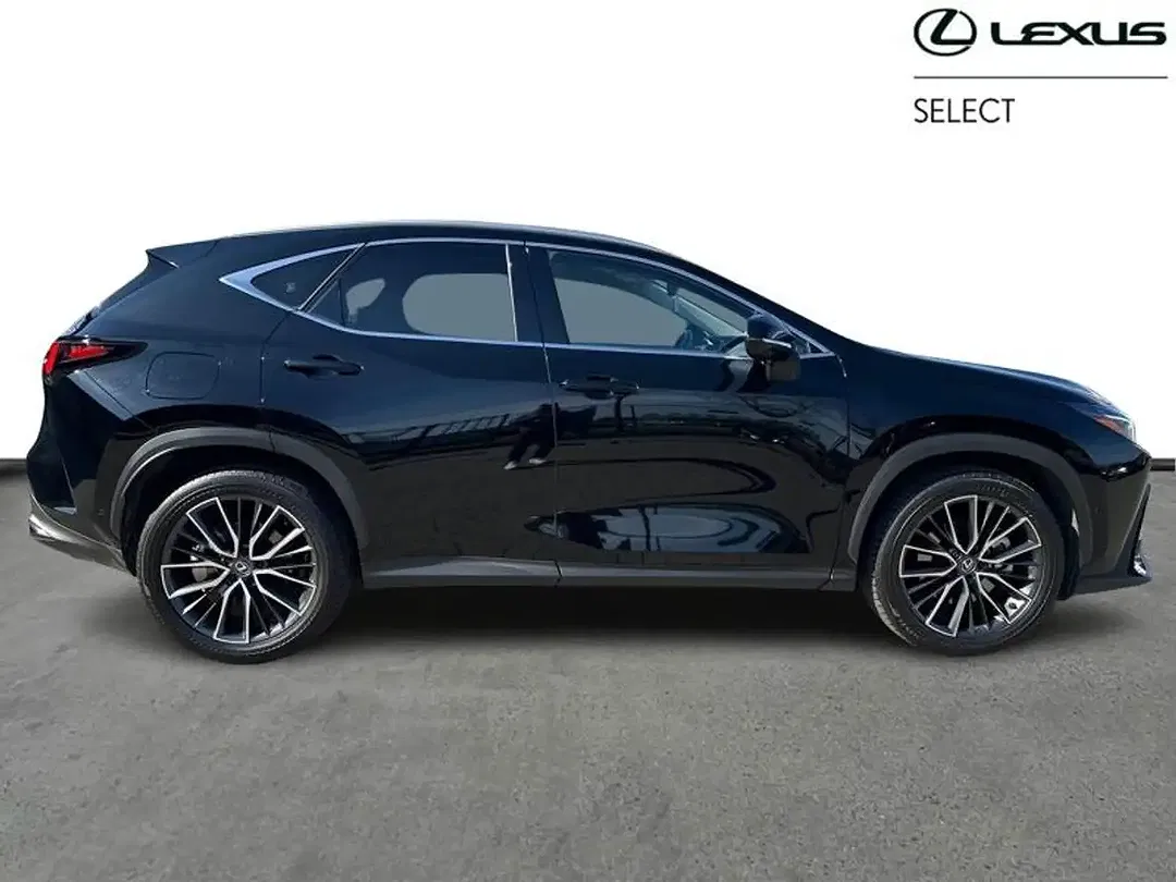 Lexus NX 450h+ PHEV - Thumbnail 14