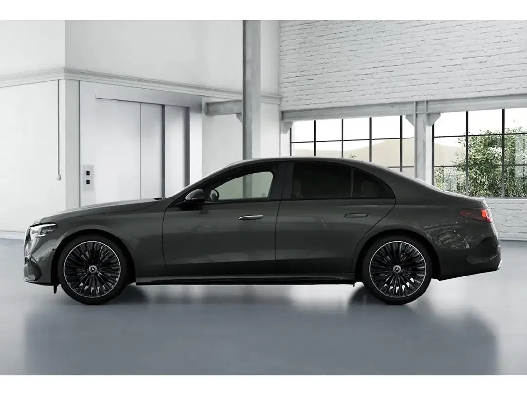 Mercedes-Benz E 220 AMG - Thumbnail 2
