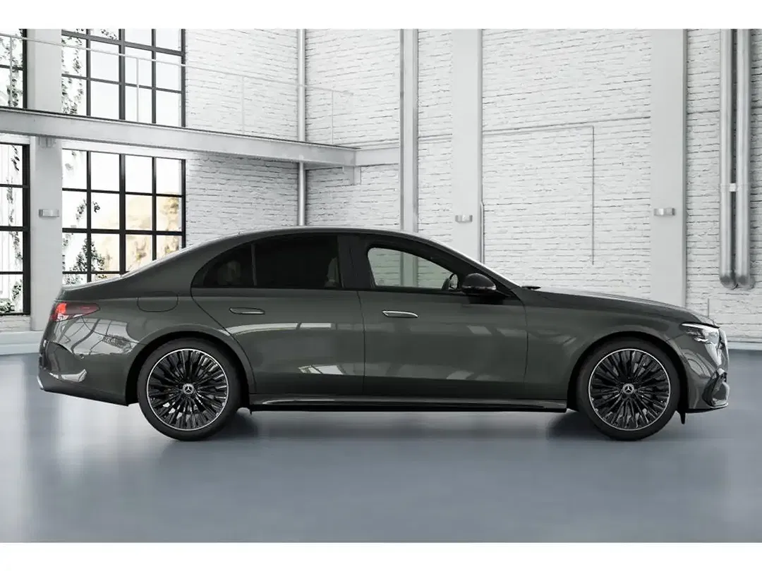 Mercedes-Benz E 220 AMG - Thumbnail 5