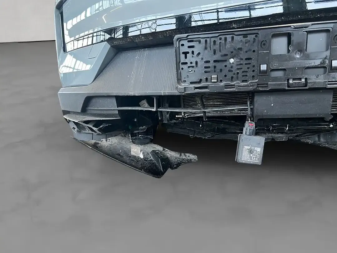 Volvo EX30 AWD Twin Motor Performance Ultra - Thumbnail 19