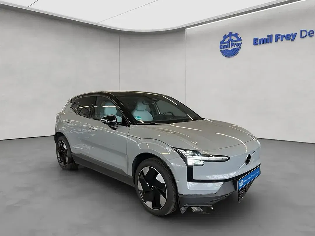 Volvo EX30 AWD Twin Motor Performance Ultra - Thumbnail 7