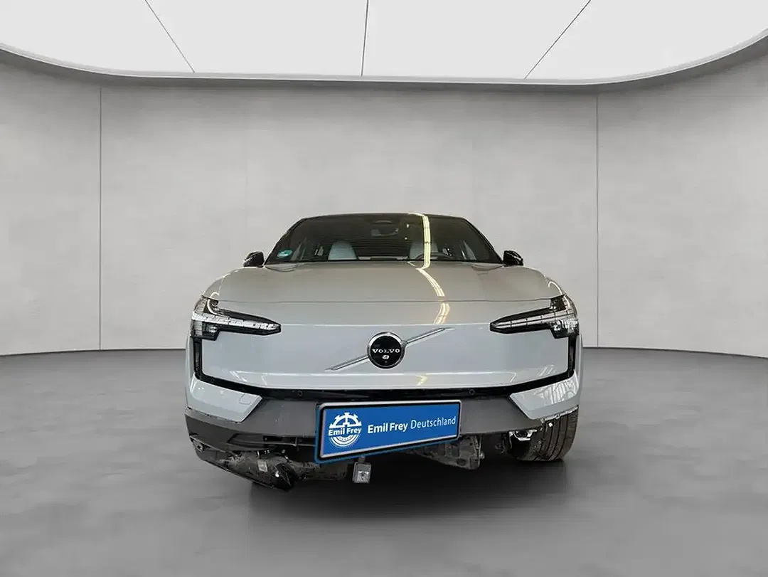 Volvo EX30 AWD Twin Motor Performance Ultra - Thumbnail 8