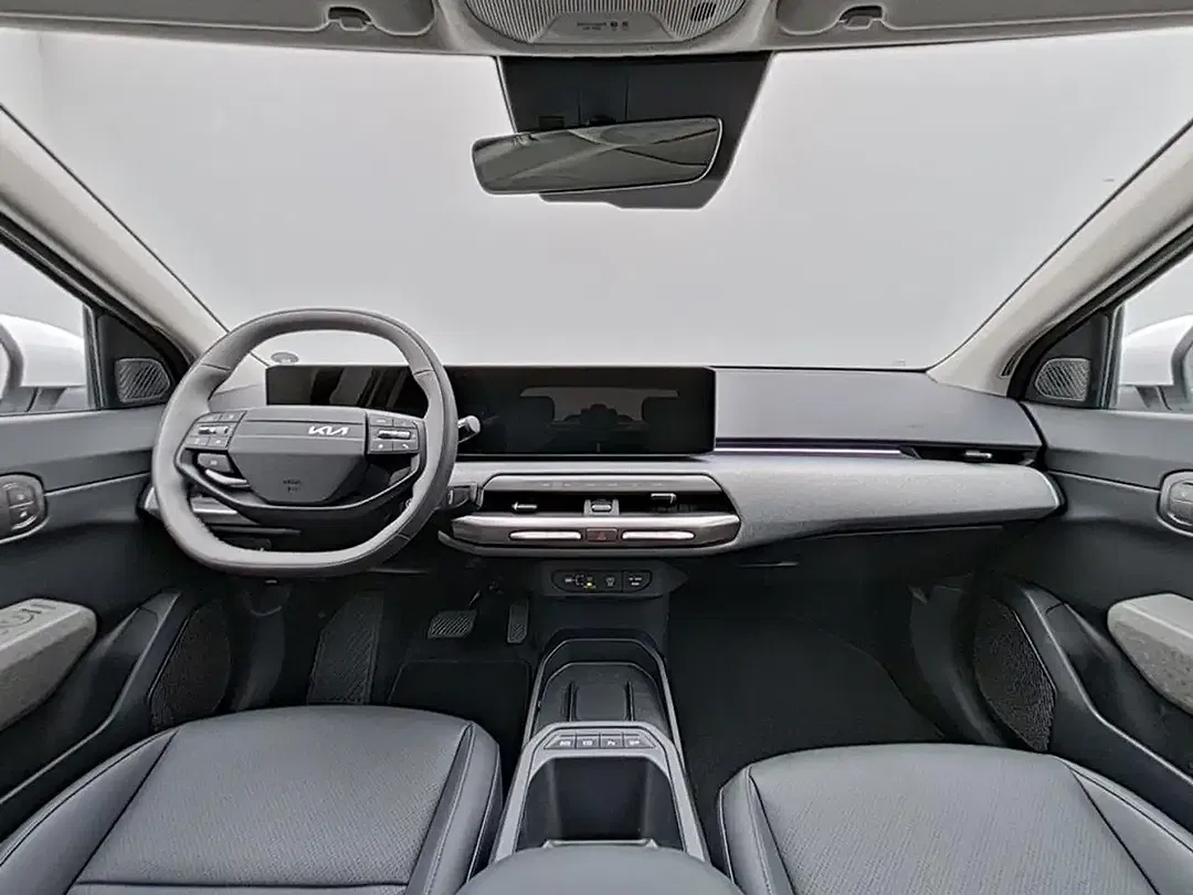 Kia EV4 Earth - Thumbnail 10