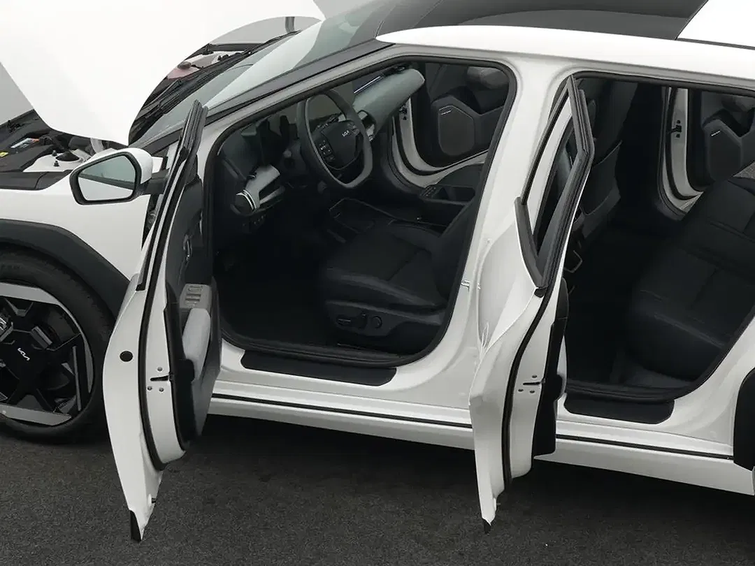 Kia EV4 Earth - foto 15