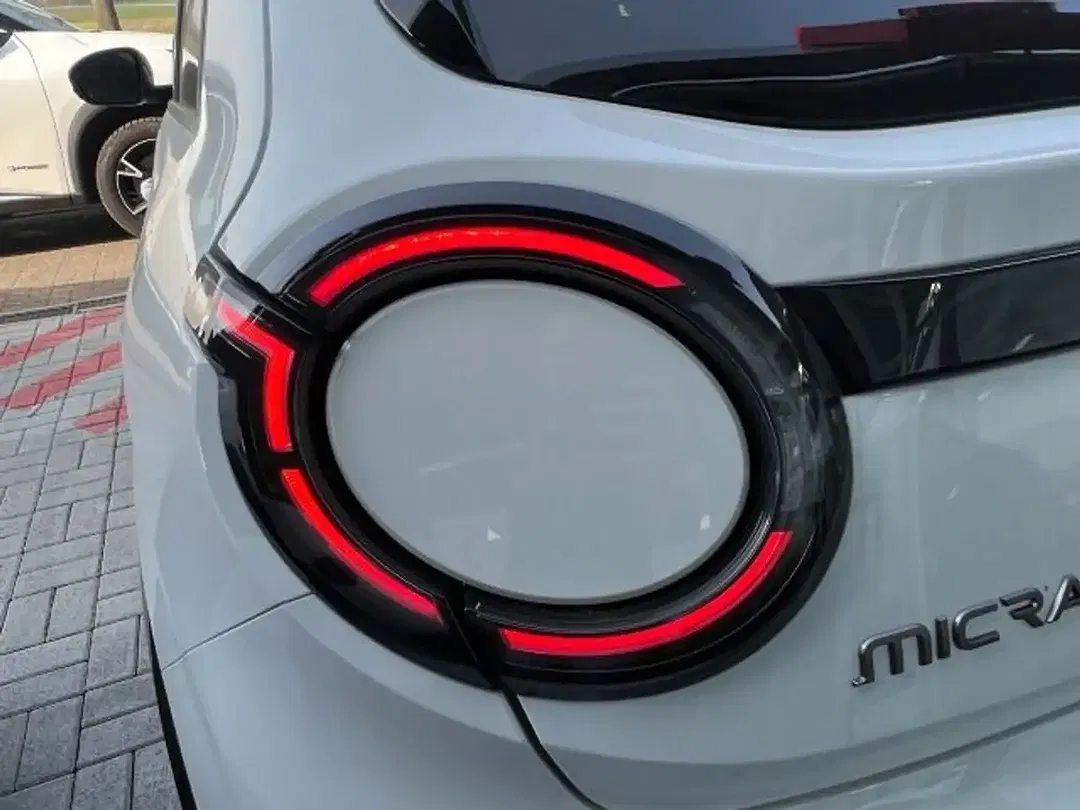 Nissan Micra - Thumbnail 6