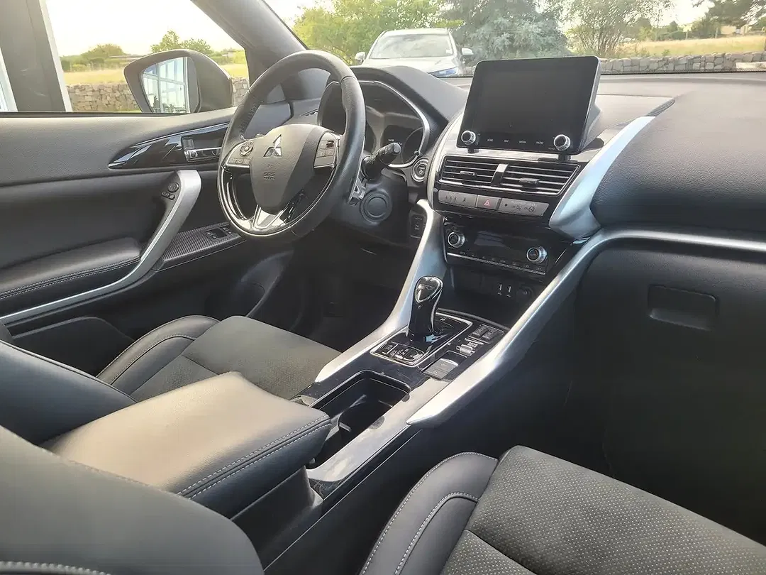 Mitsubishi Eclipse Cross 2.4 MIVEC PHEV Plus - Thumbnail 11
