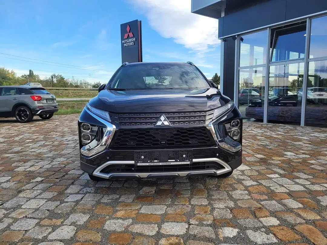 Mitsubishi Eclipse Cross 2.4 MIVEC PHEV Plus - foto 1
