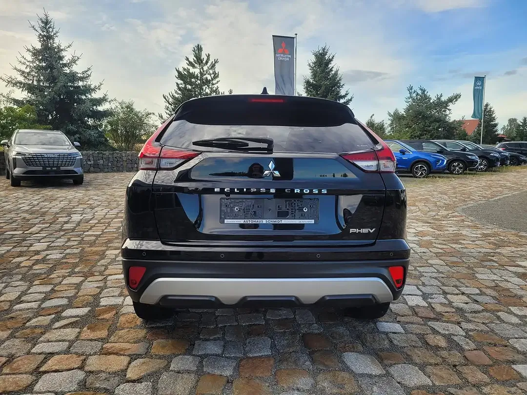 Mitsubishi Eclipse Cross 2.4 MIVEC PHEV Plus - Thumbnail 4