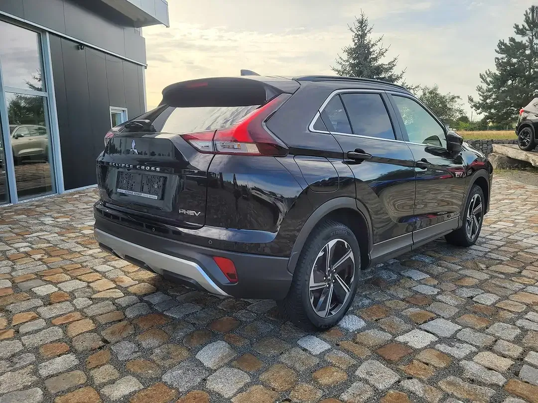 Mitsubishi Eclipse Cross 2.4 MIVEC PHEV Plus - Thumbnail 5
