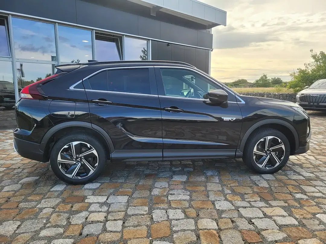Mitsubishi Eclipse Cross 2.4 MIVEC PHEV Plus - Thumbnail 6