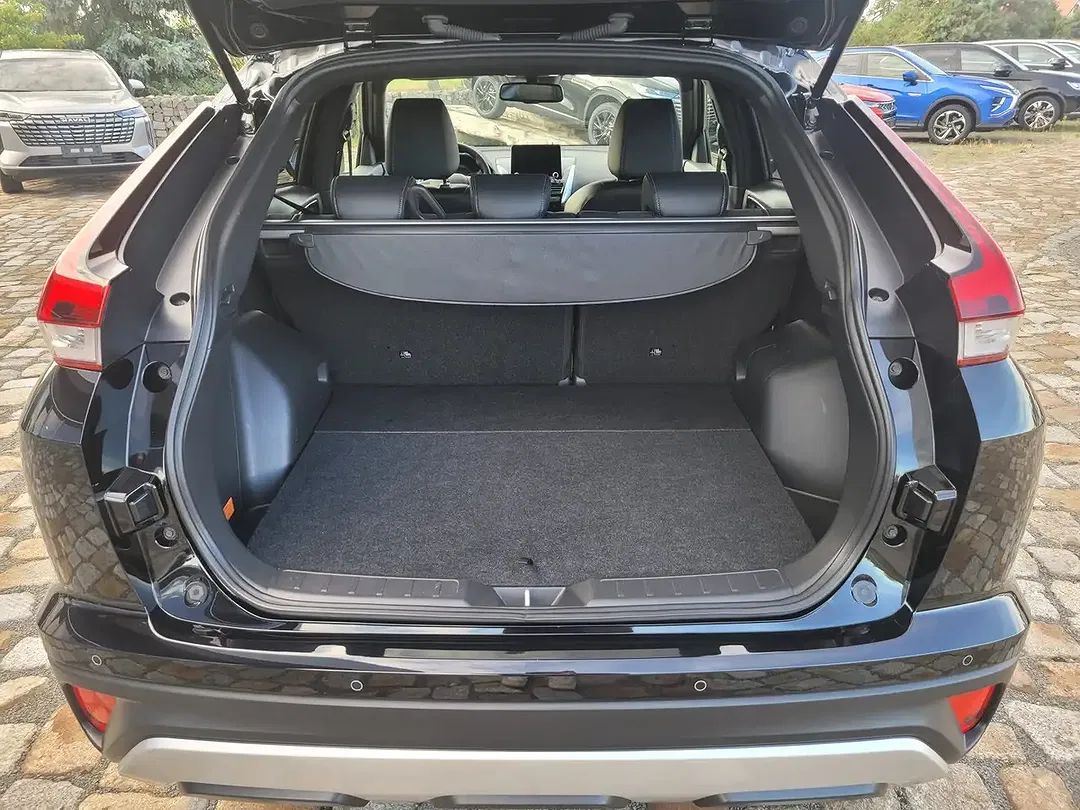 Mitsubishi Eclipse Cross 2.4 MIVEC PHEV Plus - Thumbnail 8