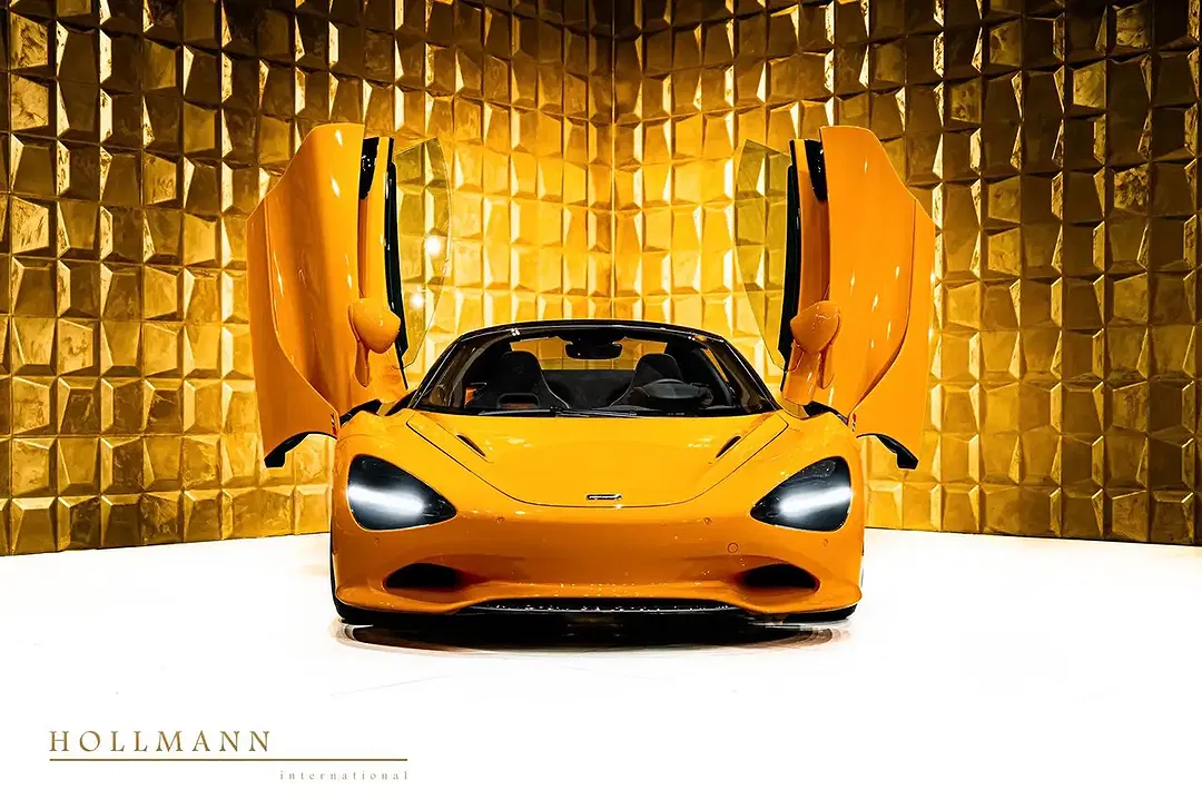 McLaren 750S Spider - Thumbnail 10