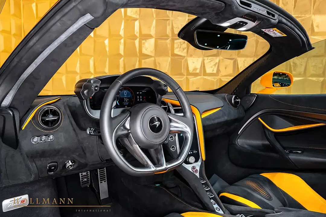 McLaren 750S Spider - Thumbnail 12