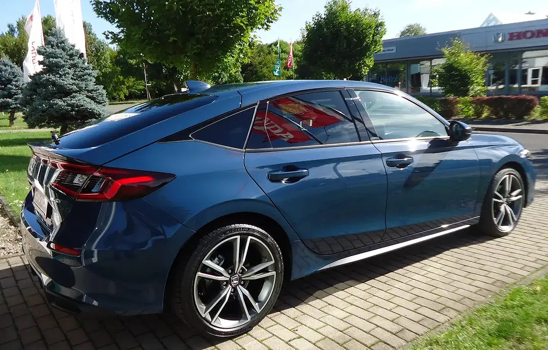 Honda Civic 2.0 i-MMD Hybrid Advance - Thumbnail 9