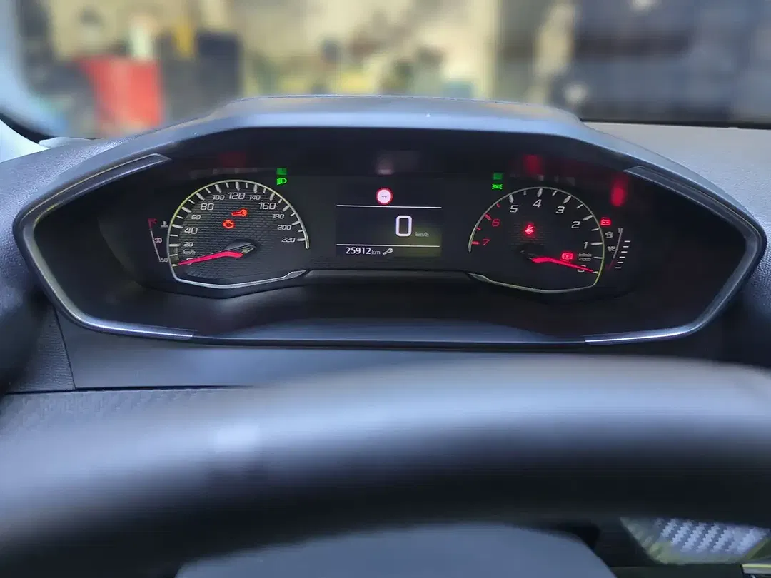 Peugeot 208 100 PureTech Active - Thumbnail 4
