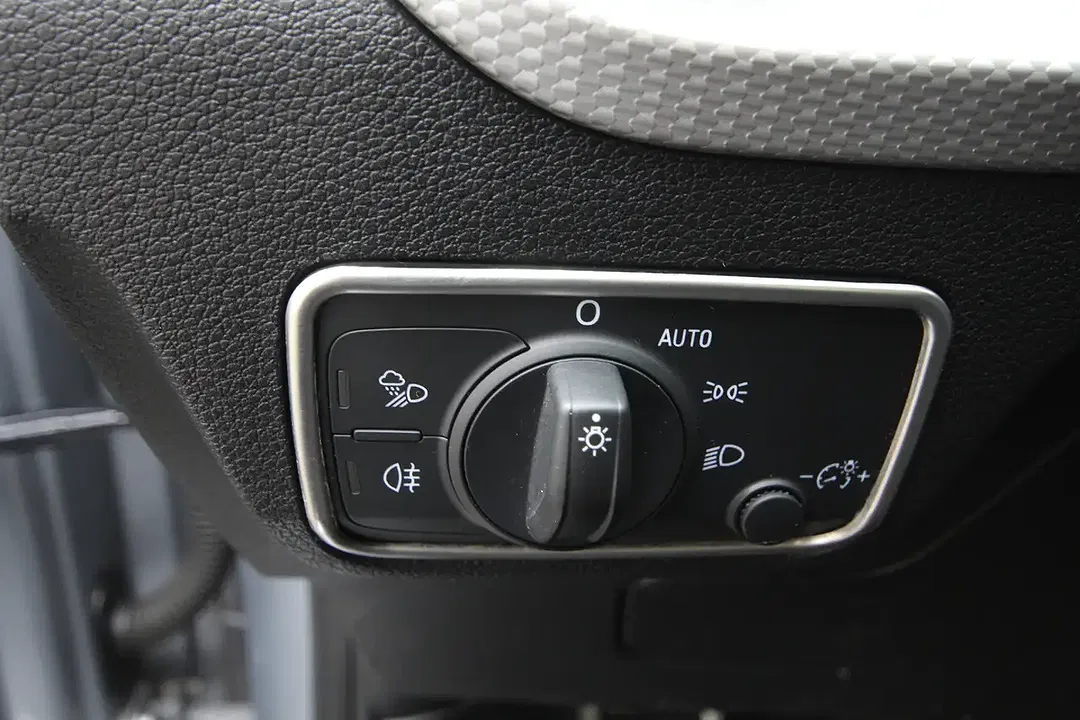 Audi Q2 1.0 TFSI S line - Thumbnail 12